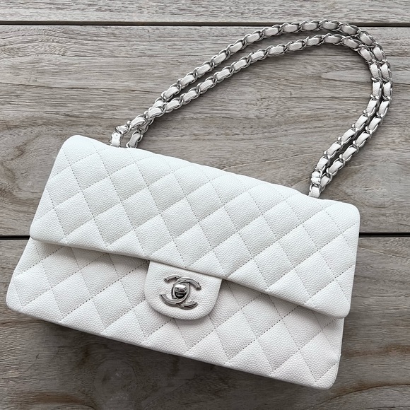 1️⃣3️⃣5️⃣0️⃣0️⃣ CHANEL Classic White Caviar Medium Bag - Picture 3 of 16